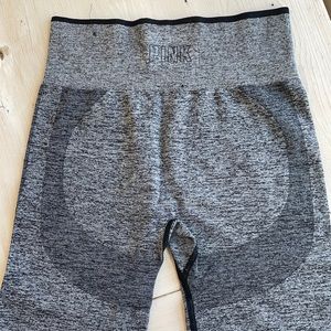 Pink- Victoria’s Secret- Seamless Leggings